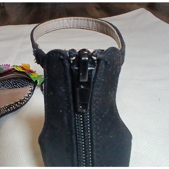 Women's Betsy Johnson Lore Floral Flower Ankle Strap Sandal Multi-color Size 6.5 - Picture 10 of 13